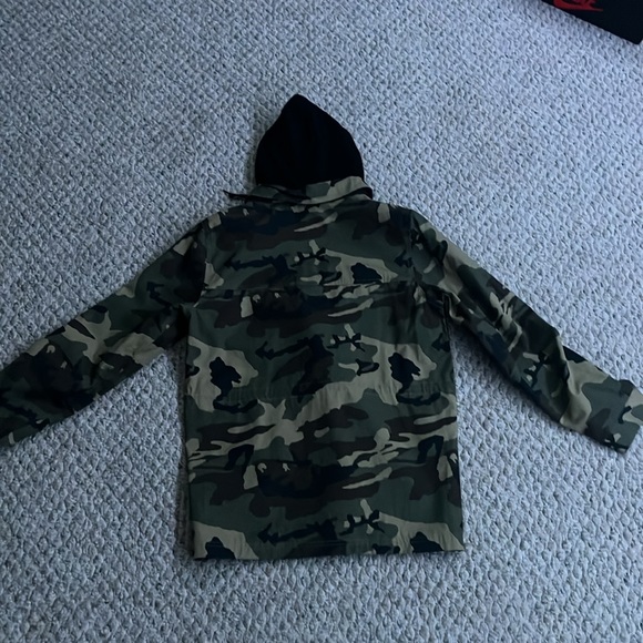 Empyre Camouflage jacket with hood - Picture 2 of 3